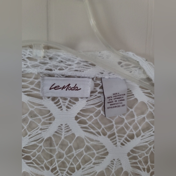 LeModa Women's Size Large Crochet Overthrow Blouse Half Sleeve Women Top - Picture 3 of 3